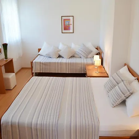 Apartman Kata - Modern & Close To The Beach